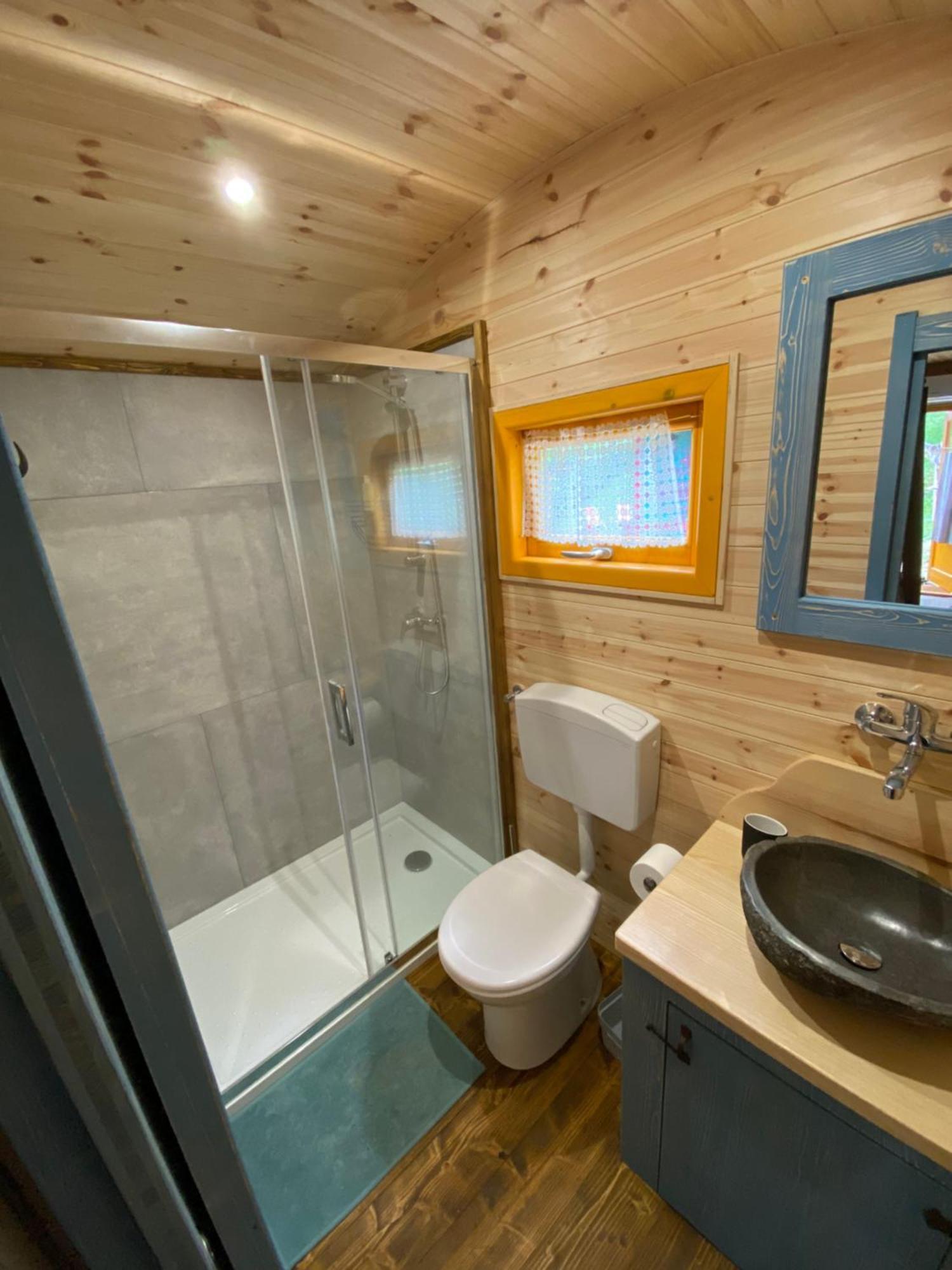 Agriturismo La Rovere - I Carrozzoni Gitani Cossano Belbo Exteriör bild